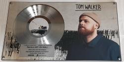 Tom Walker en platine