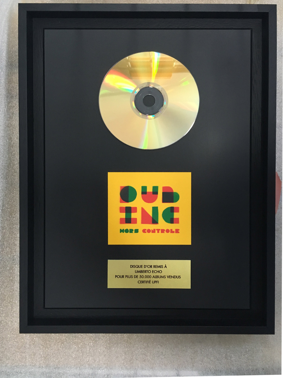 art-on-wall-dub-inc-disque-or