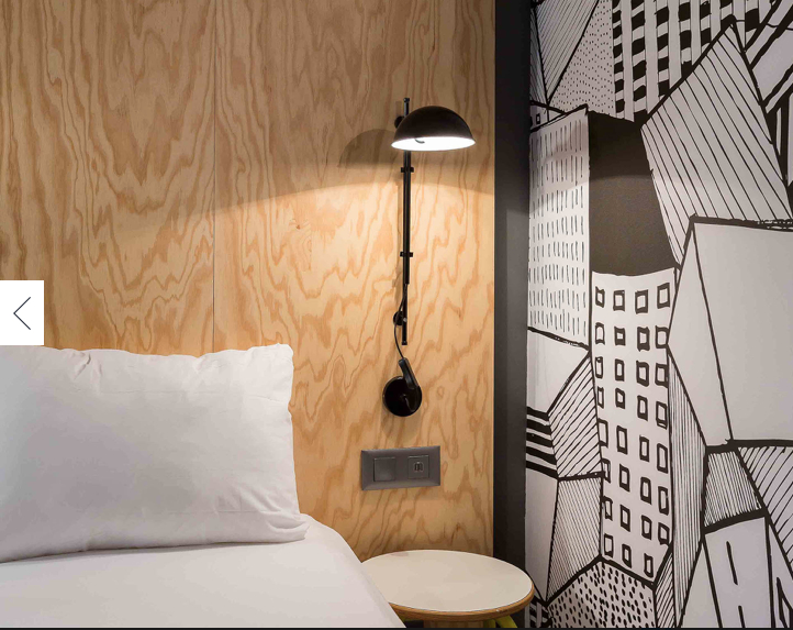 aow-deco-murale-ibis-styles-paris-3